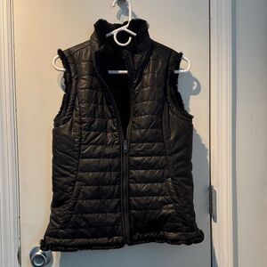 Nicole Miller sleek Black Women's quilted Vest reversible to faux fur
